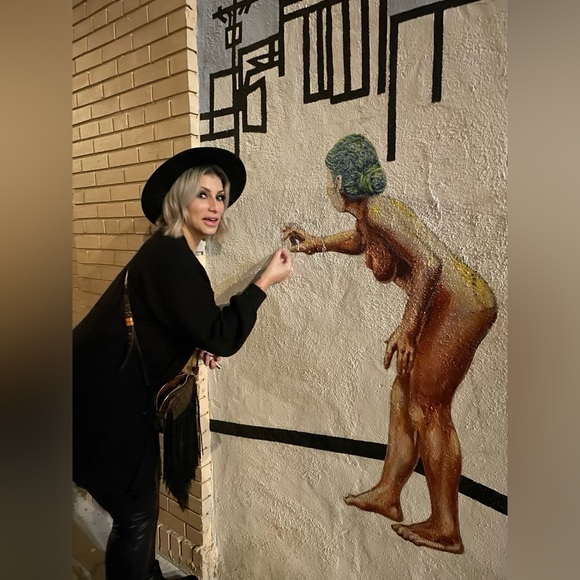 Meet your Posher, Bambi - Picture 9 of 9